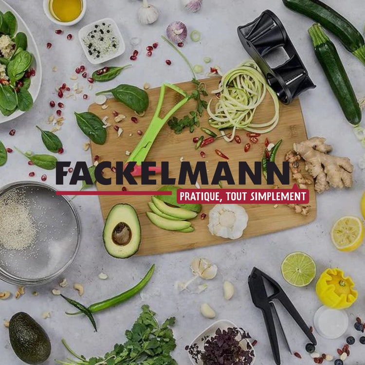 6 Planches à pizza et tarte flambée en bois 30 cm et Roulette à pizza en inox Fackelmann