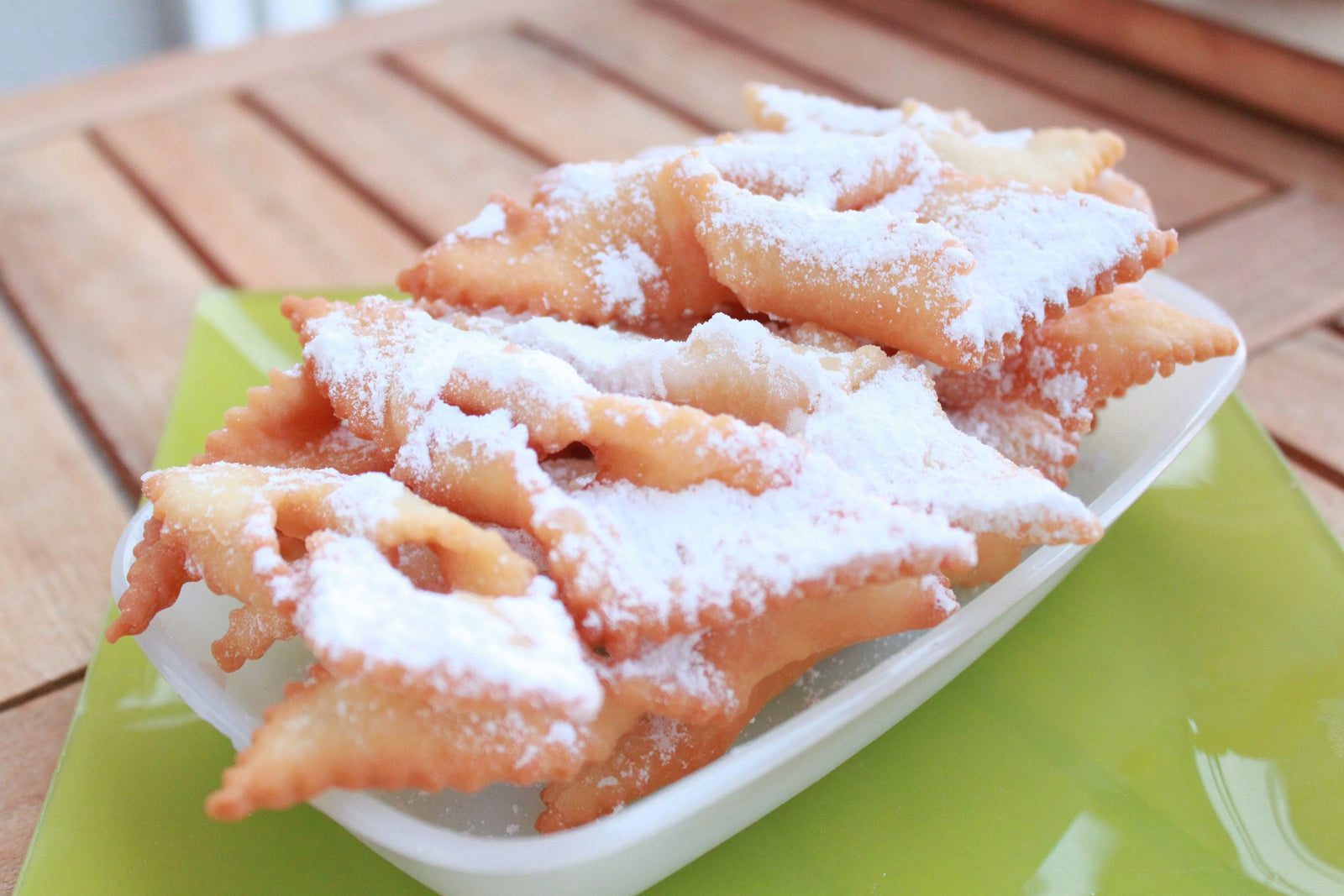 La recette des beignets de carnaval ou la bugne lyonnaise